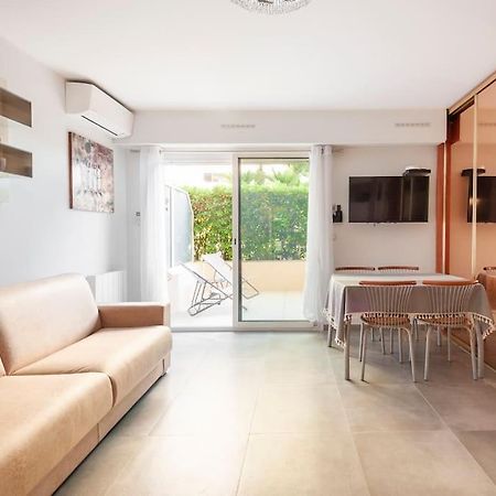 Superbe Studio Avec Terrasse En Front De Mer Menton Kültér fotó