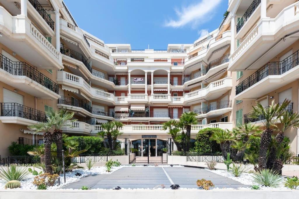Superbe Studio Avec Terrasse En Front De Mer Menton Kültér fotó