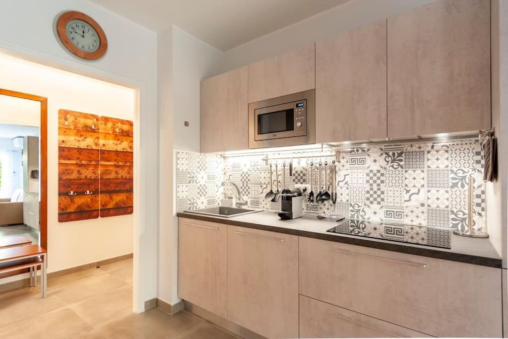 Superbe Studio Avec Terrasse En Front De Mer Menton Kültér fotó