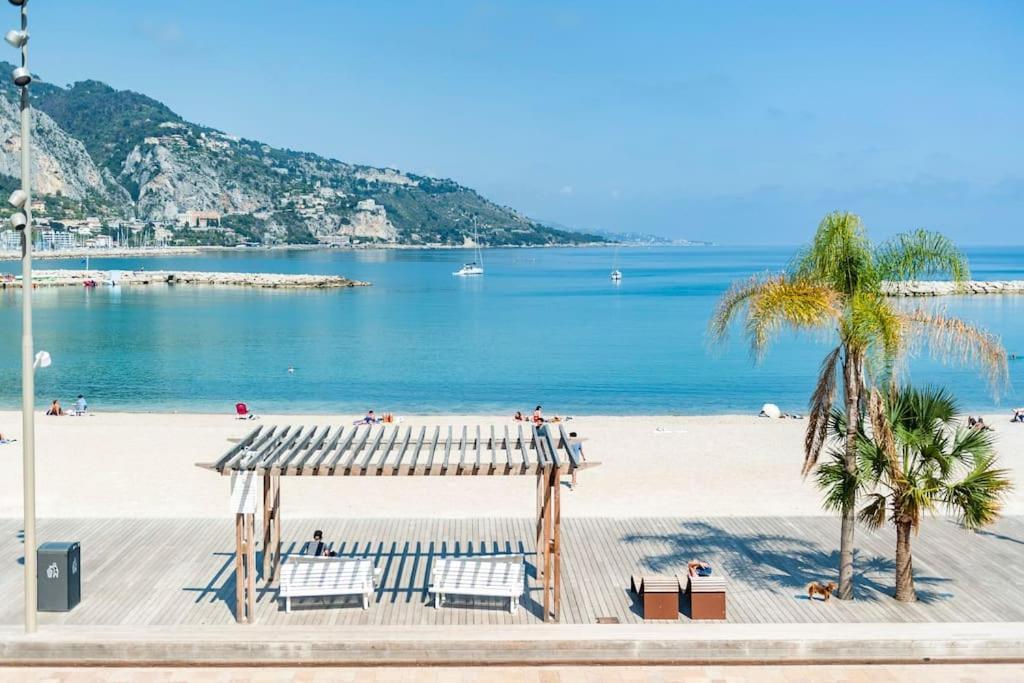 Superbe Studio Avec Terrasse En Front De Mer Menton Kültér fotó