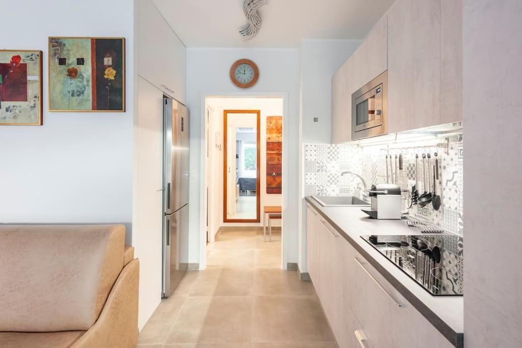 Superbe Studio Avec Terrasse En Front De Mer Menton Kültér fotó